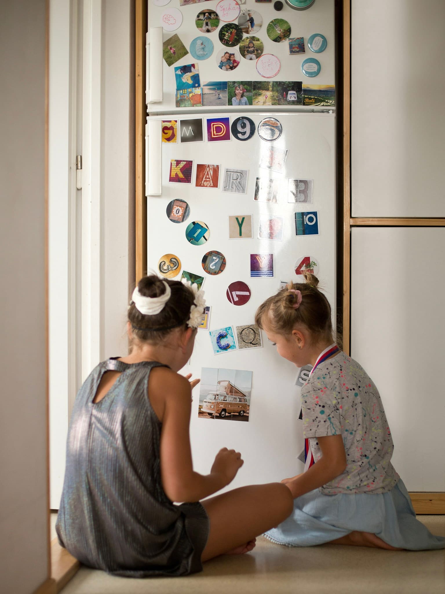 Magnet photos